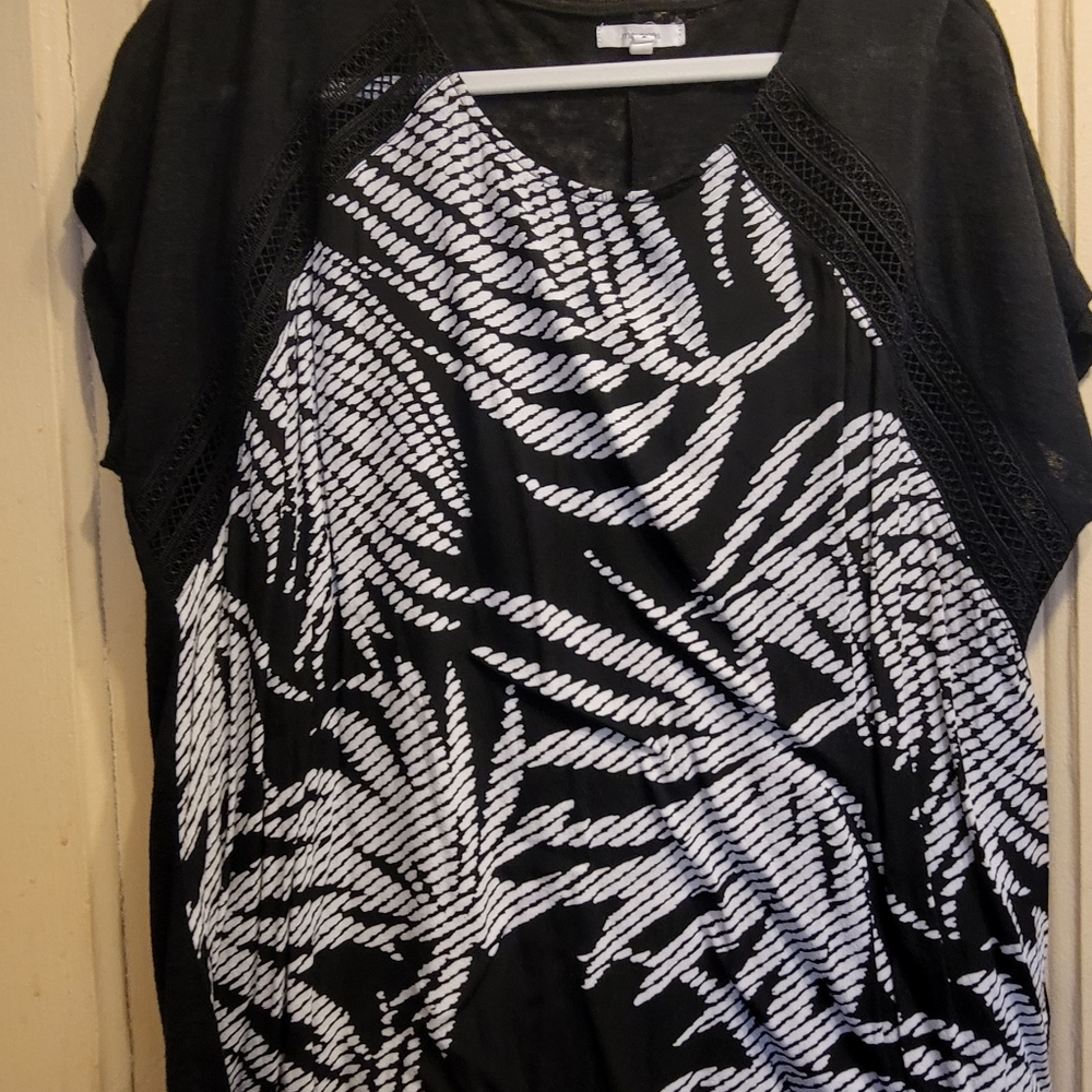 Maurices shirt